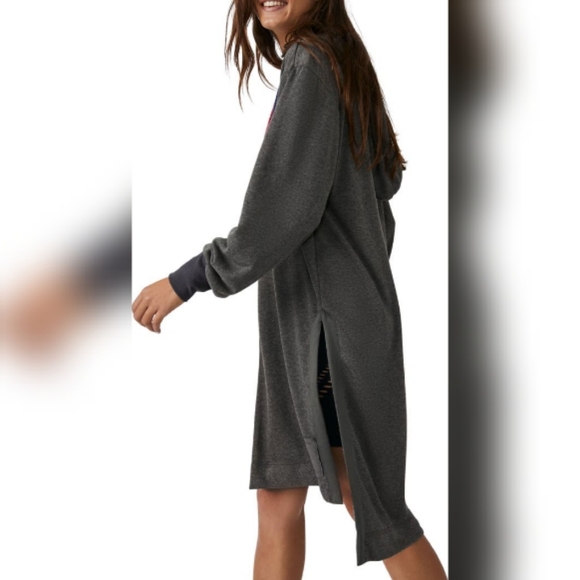 NWT Free People Simply Layer Longline Hoodie - Picture 2 of 2